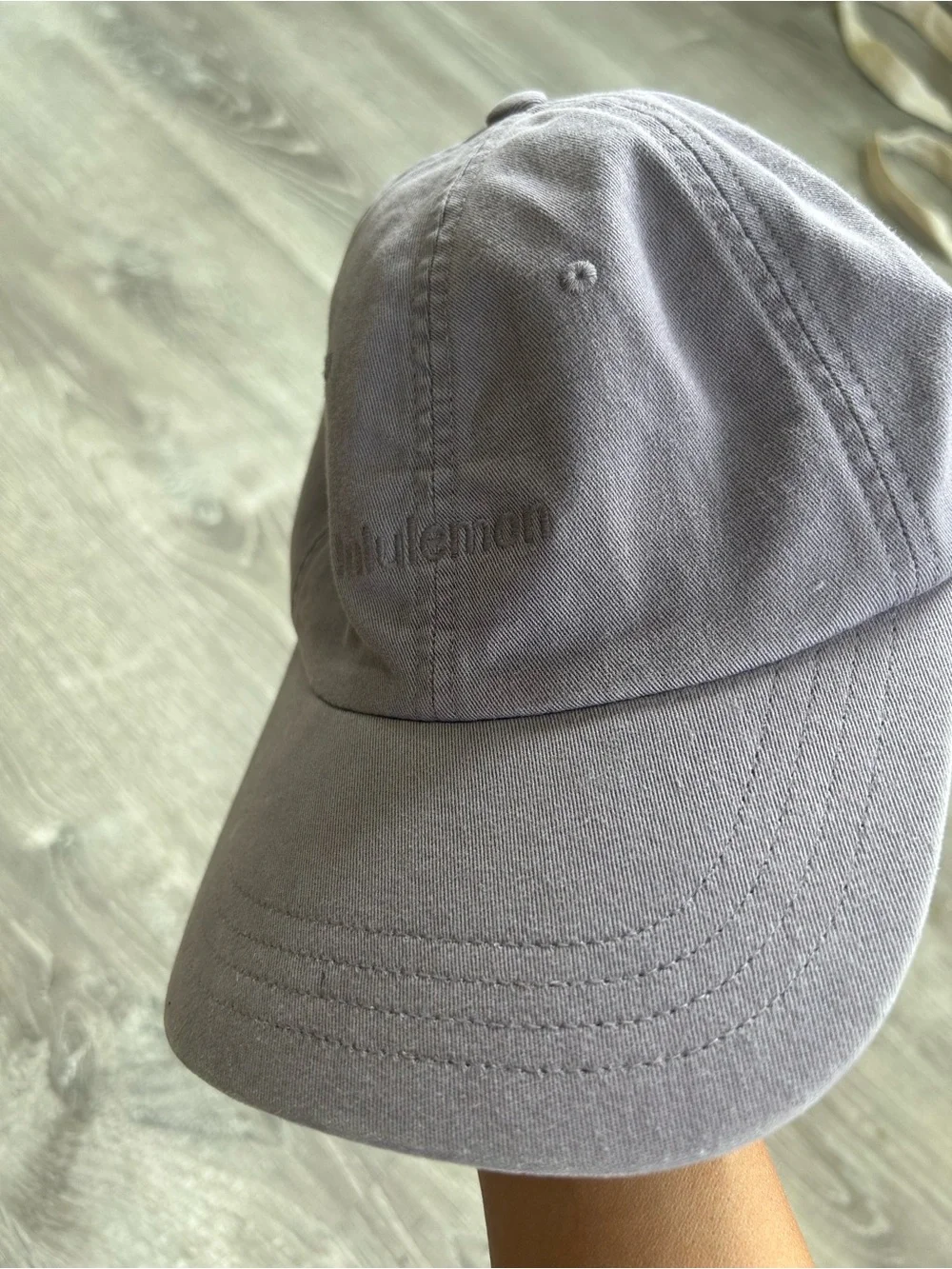 lululemon athletica women’s Lavender-Gray classic ball Cap